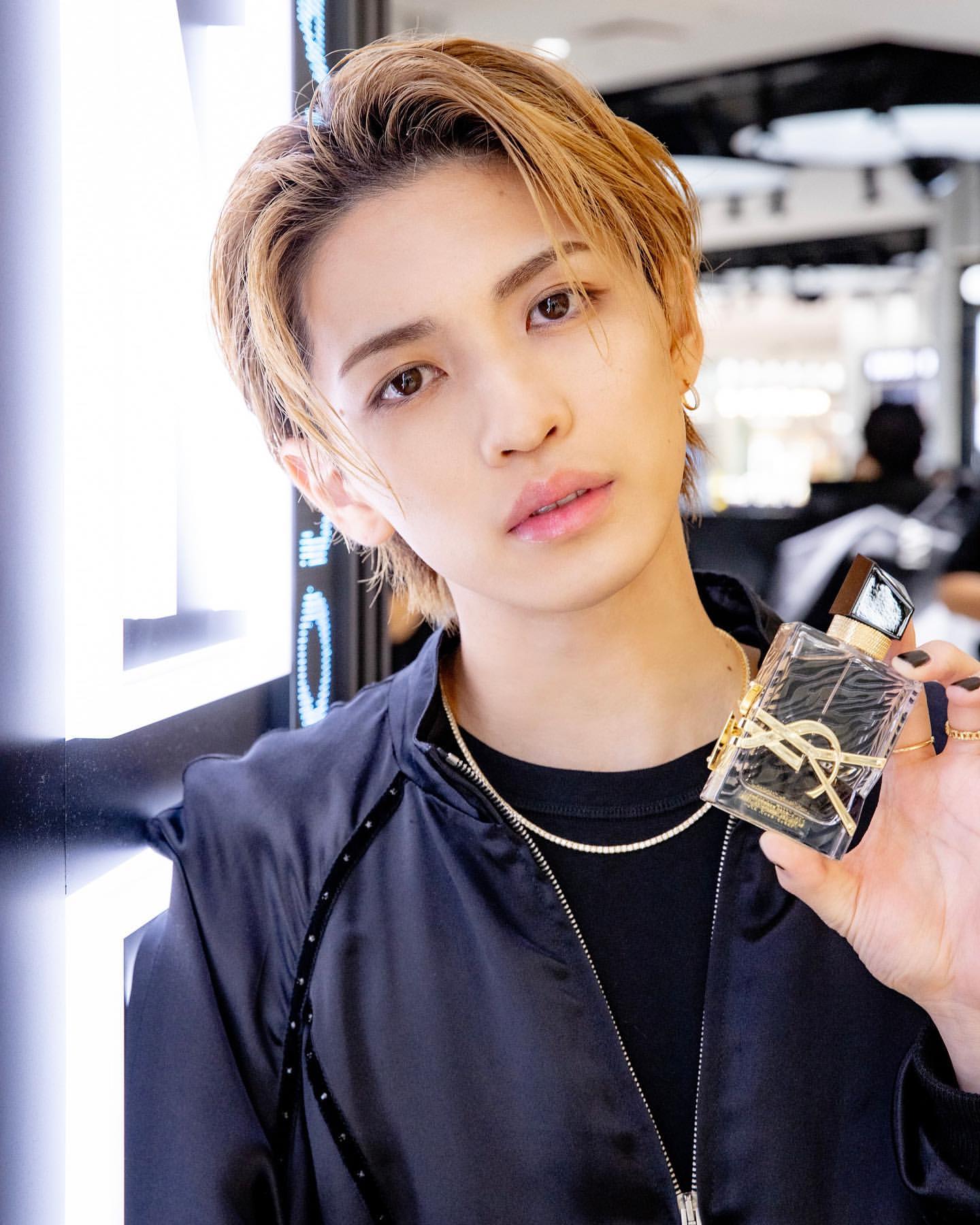 YSL BEAUTY ZONE』伊勢丹新宿店 本館1階 ザ・ステージ に岩橋玄樹が