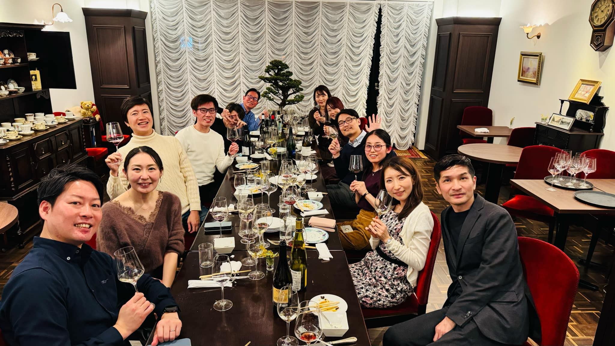 ixiワイン会が開催されました🍷のイメージ