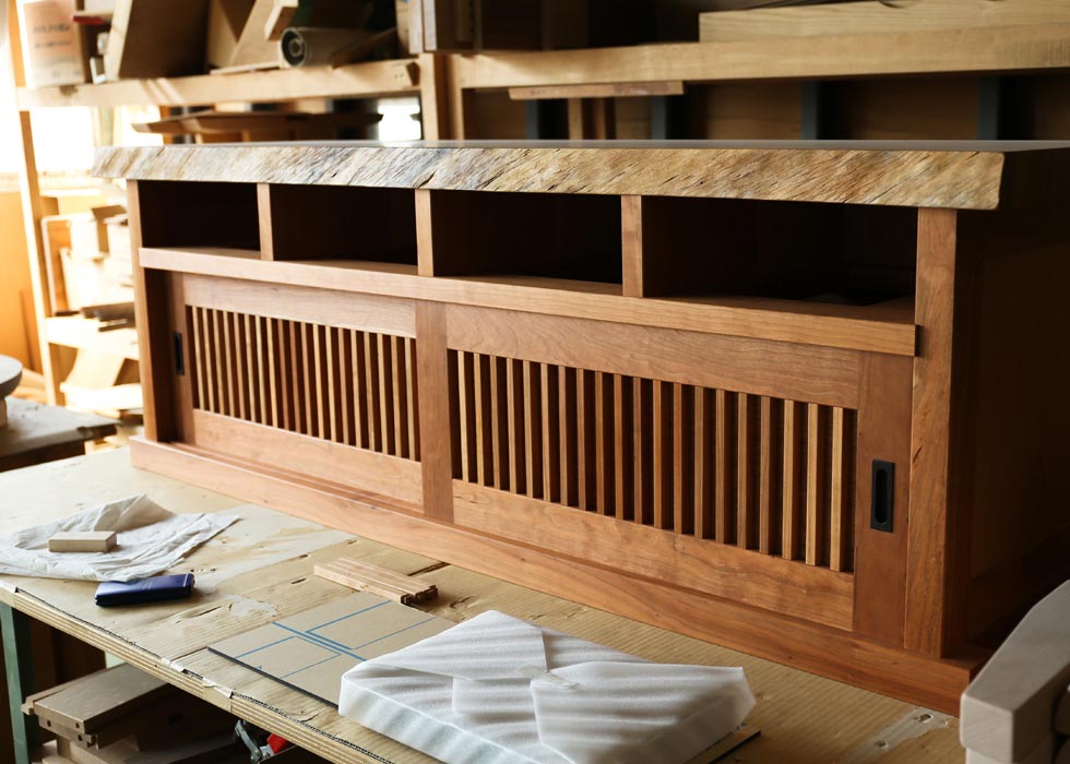 OS-J6X 飛騨高山 Shirakawa 白川木工 ダイニングテーブル ST-R57507 レッドオーク材 18万 検) 飛騨家具 食卓テーブル 食卓机 無垢 北欧 2025年最新飛騨家具 シラカワの人気アイテム - メルカリ