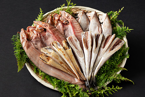 これぞ北海道！旨みが凝縮の4種類の干物をセットにしましたのイメージ