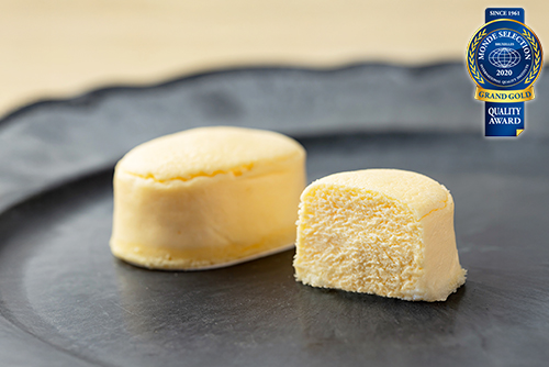 ふわりとほどける、ひとくちサイズの濃厚チーズケーキのイメージ
