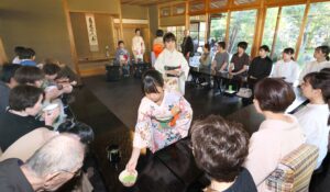 【参加者募集中】10/13開催 金沢城・兼六園大茶会体験会《無料・先着7名》