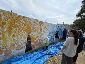 【参加レポート】小松・未来型図書館建設予定地の仮囲いにアートを！