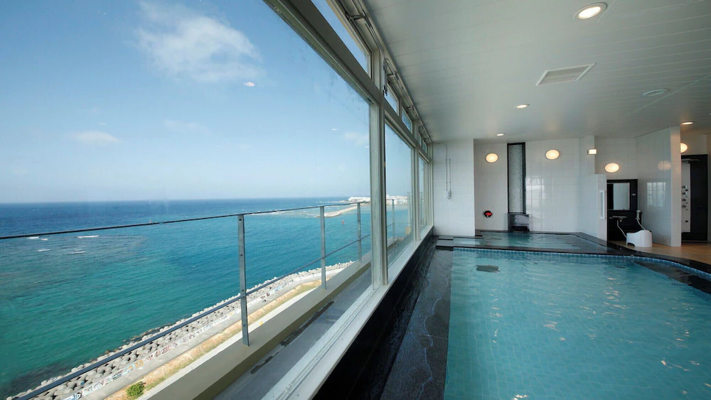 【沖縄ランキングNo.7】北谷アメリカンビレッジ内！ベッセルホテルカンパーナ沖縄と航空券の格安パッケージプラン_4