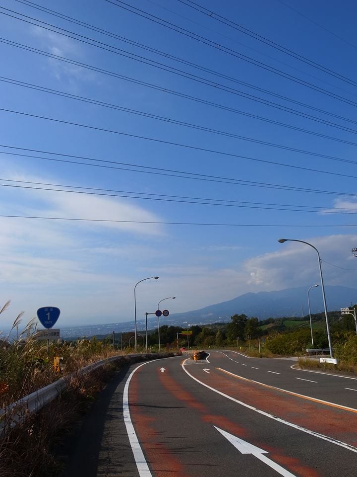 三島方面は素晴らしい景色が広がります。(C)高林陽一