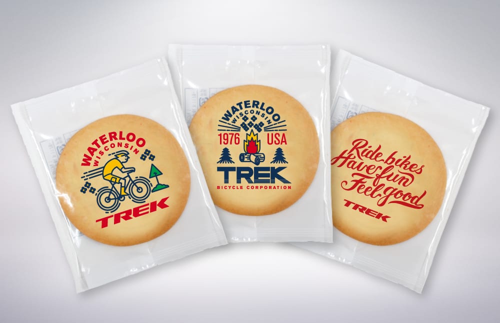 TREKロゴがプリントされたクッキー ※写真はイメージ