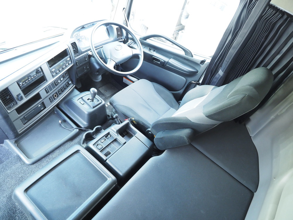 日野 ウイング車 プロフィア|中古トラックの販売・買取・査定のアイナビ