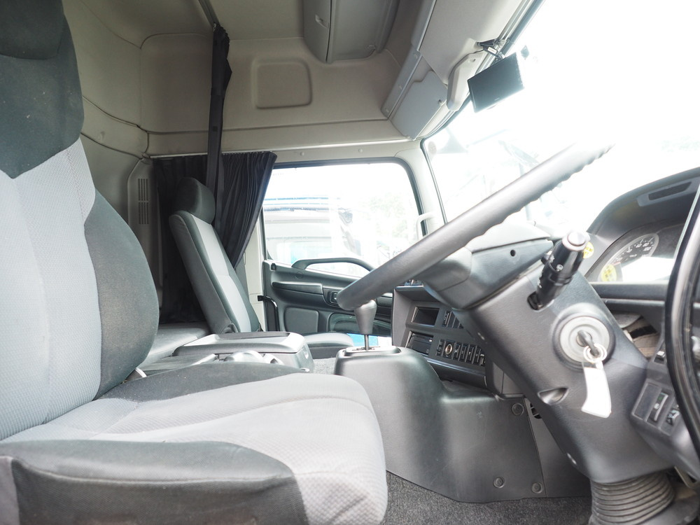 日野 ウイング車 プロフィア|中古トラックの販売・買取・査定のアイナビ
