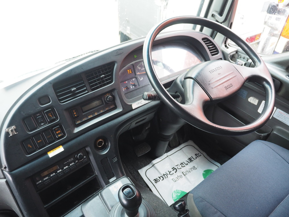 いすゞ ウイング車 ギガ|中古トラックの販売・買取・査定のアイナビ
