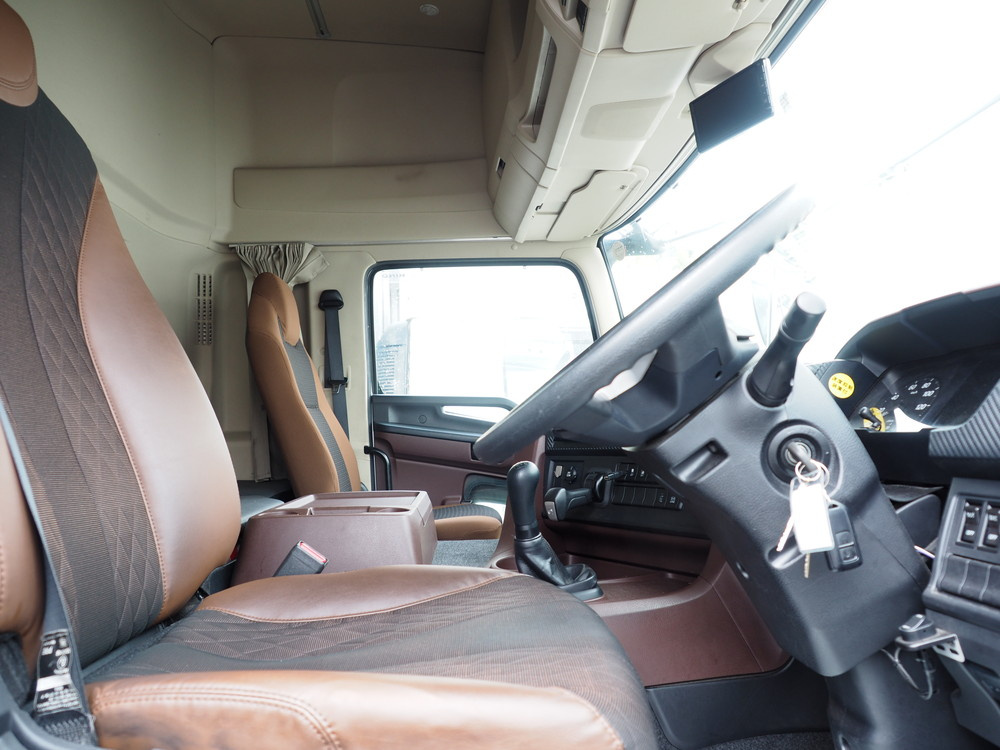 日野 ウイング車 プロフィア|中古トラックの販売・買取・査定のアイナビ