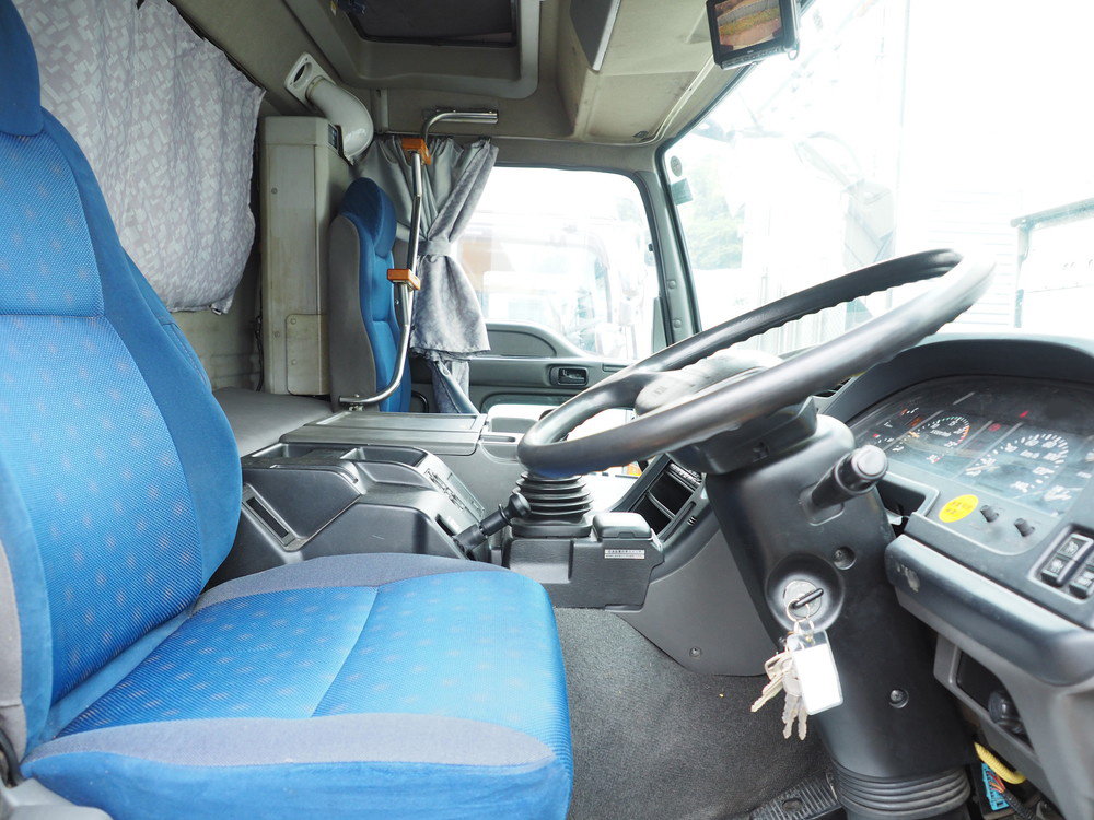 いすゞ ウイング車 ギガ|中古トラックの販売・買取・査定のアイナビ