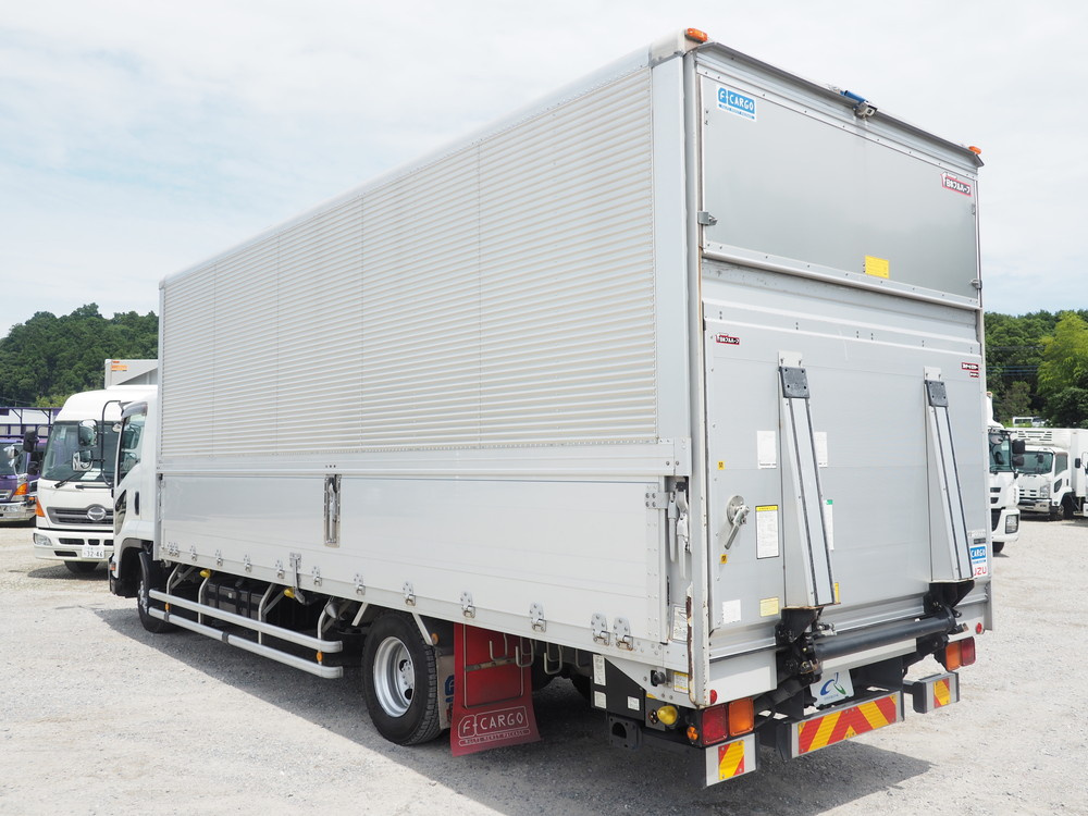 いすゞ ウイング車 フォワード|中古トラックの販売・買取・査定のアイナビ