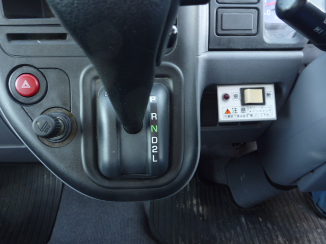 三菱ふそう バン車|中古トラックの販売・買取・査定のアイナビ