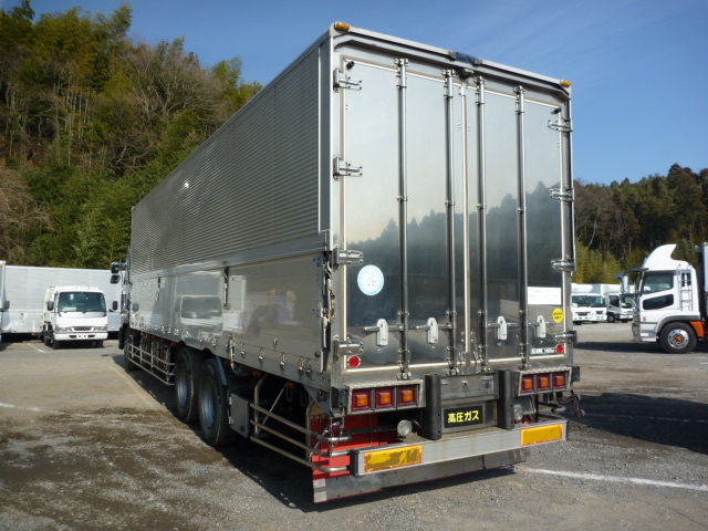 UDトラックス ウイング車|中古トラックの販売・買取・査定のアイナビ