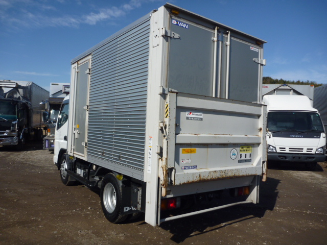 三菱ふそう バン車|中古トラックの販売・買取・査定のアイナビ