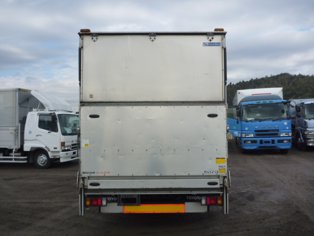 トヨタ バン車 ハイエース|中古トラックの販売・買取・査定のアイナビ