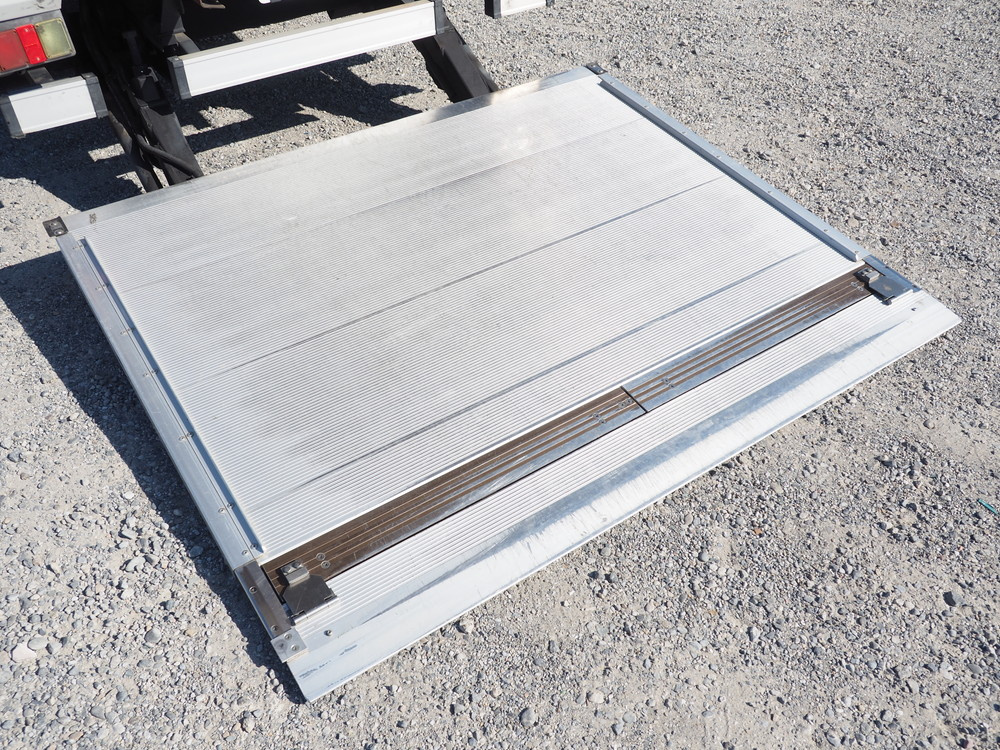 いすゞ バン車 エルフ|中古トラックの販売・買取・査定のアイナビ