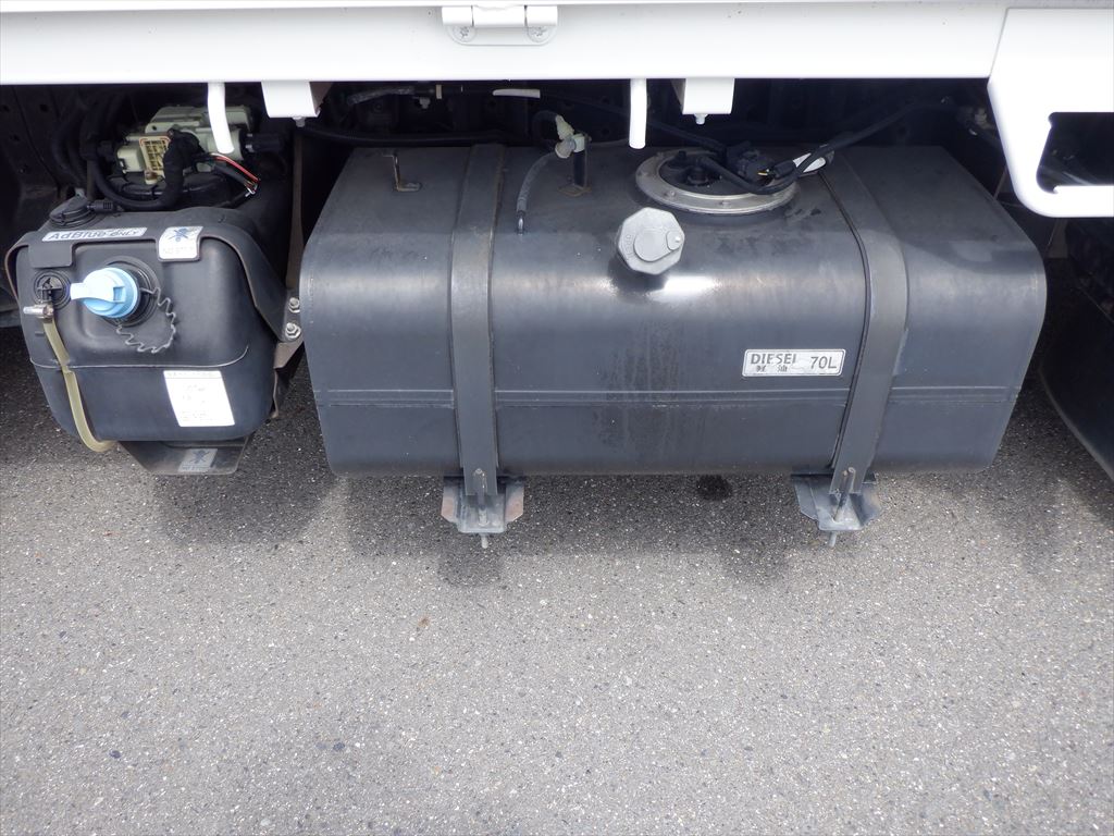 H28 キャンター 平ボディ P/G付 カスタムグレード ETC|中古トラックの販売・買取・査定のアイナビ