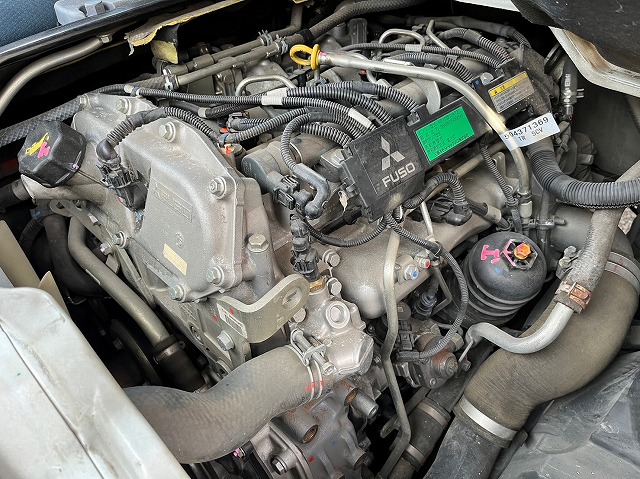 キャンター★4ナンバー★リアヒーター★5トン限定準中型免許★Wキャブ★|中古トラックの販売・買取・査定のアイナビ