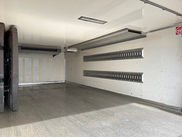 ★-30℃低温設定★2室式・可動式仕切板★ワイドロング★サイド扉|中古トラックの販売・買取・査定のアイナビ