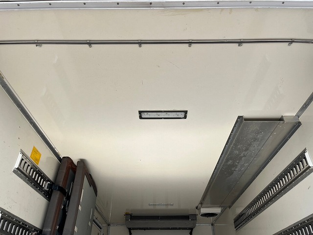 ★-30℃低温設定★2室式・可動式仕切板★ワイドロング★サイド扉|中古トラックの販売・買取・査定のアイナビ