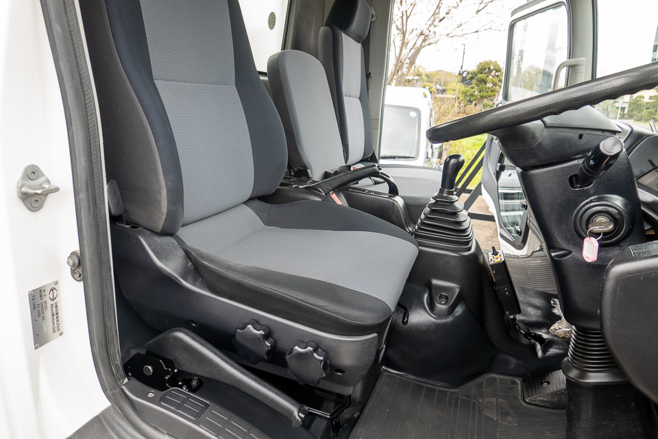 レンジャー|中古トラックの販売・買取・査定のアイナビ