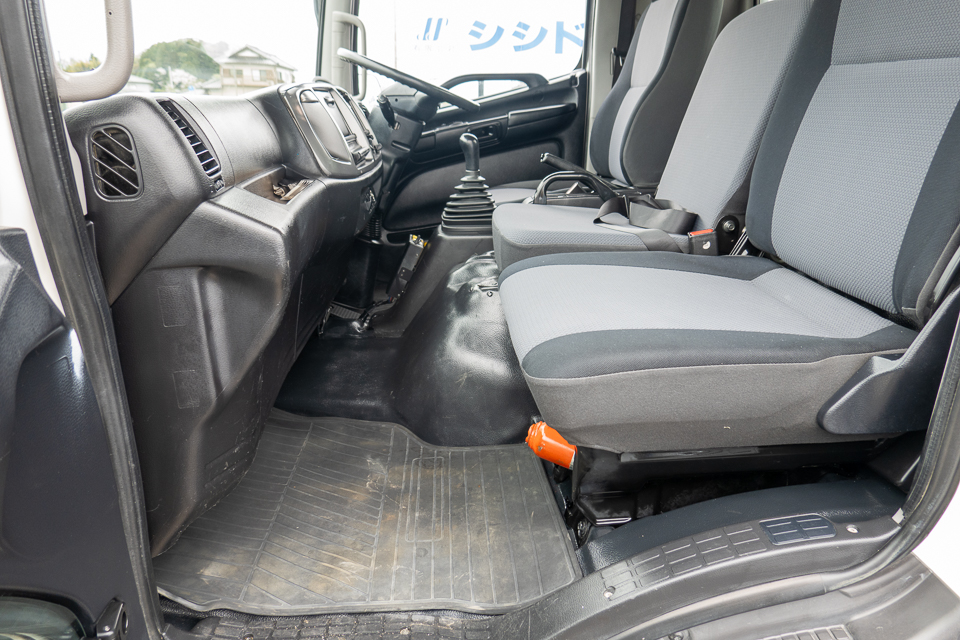 レンジャー|中古トラックの販売・買取・査定のアイナビ