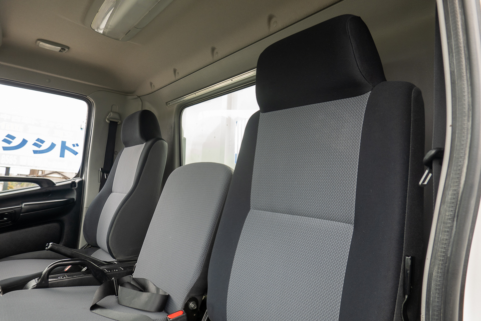 レンジャー|中古トラックの販売・買取・査定のアイナビ