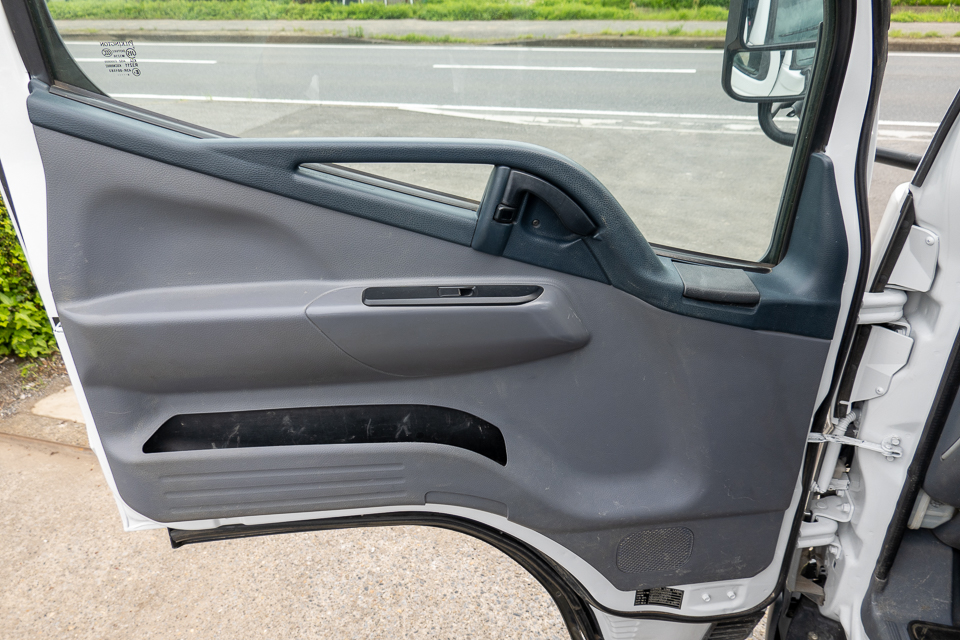 キャンター|中古トラックの販売・買取・査定のアイナビ