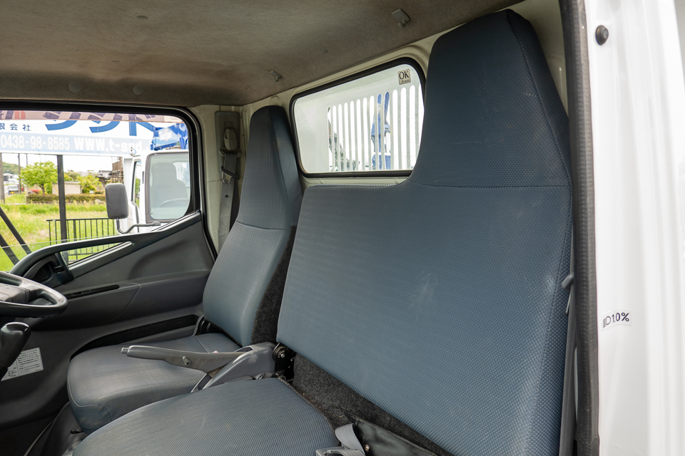 キャンター|中古トラックの販売・買取・査定のアイナビ