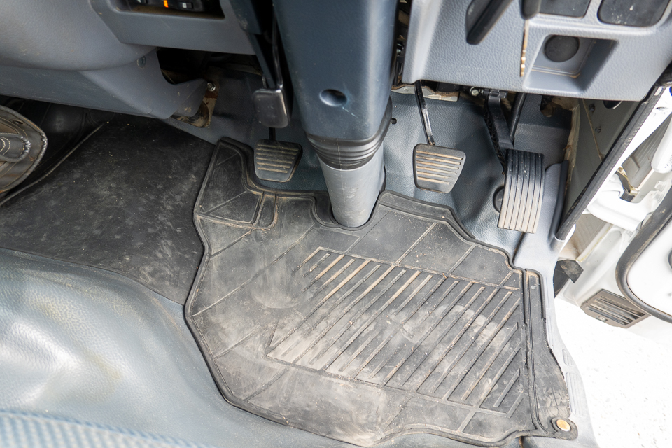 キャンター|中古トラックの販売・買取・査定のアイナビ