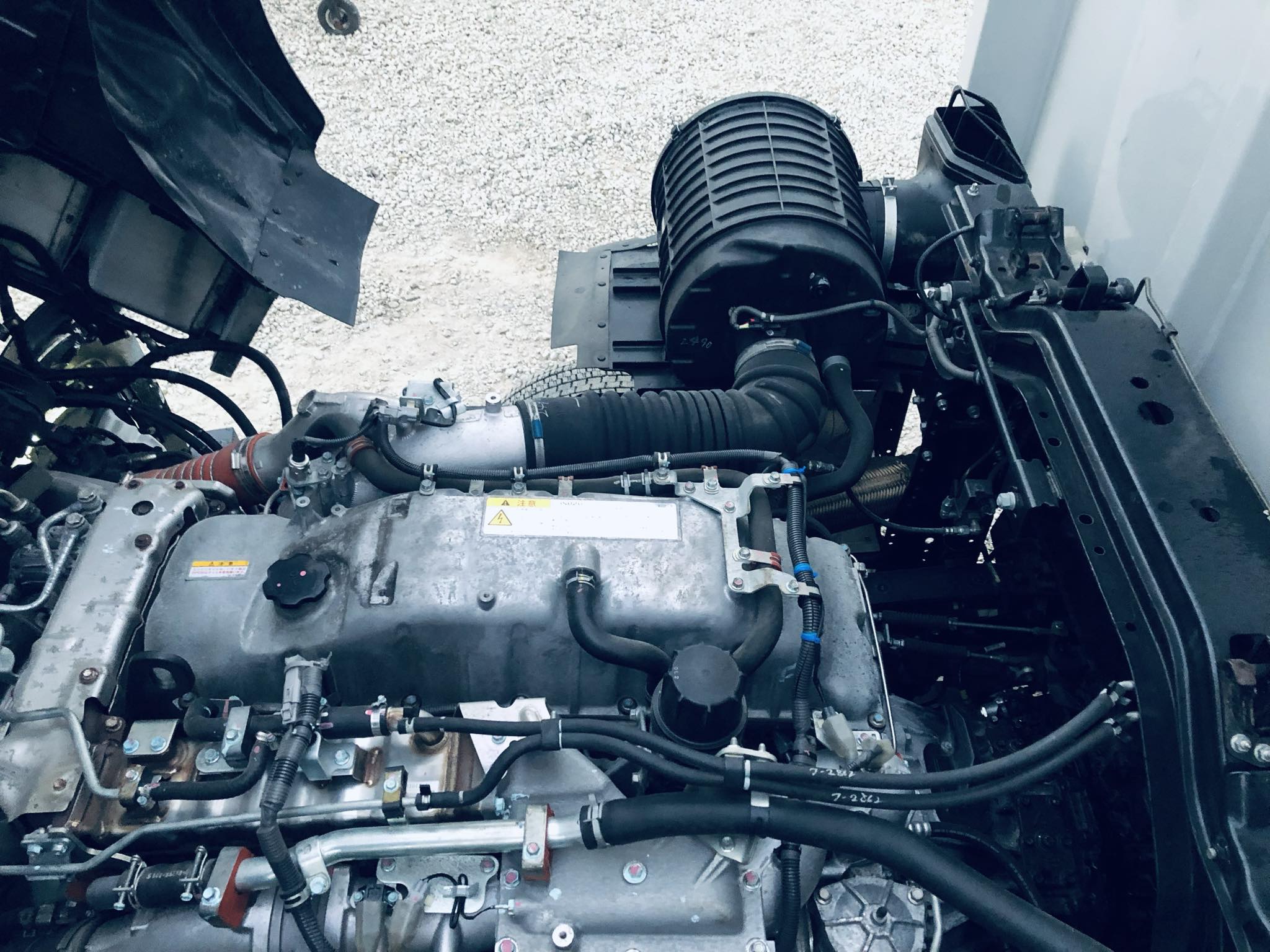 ギガ|中古トラックの販売・買取・査定のアイナビ