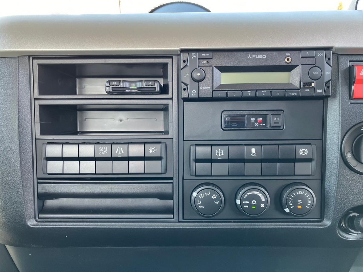 ☆ファイター 未使用車 増トン ニック 標準幅 6.2mカット|中古トラックの販売・買取・査定のアイナビ