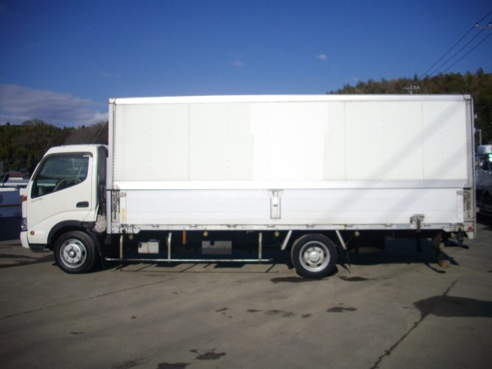 日野 ウイング車|中古トラックの販売・買取・査定のアイナビ