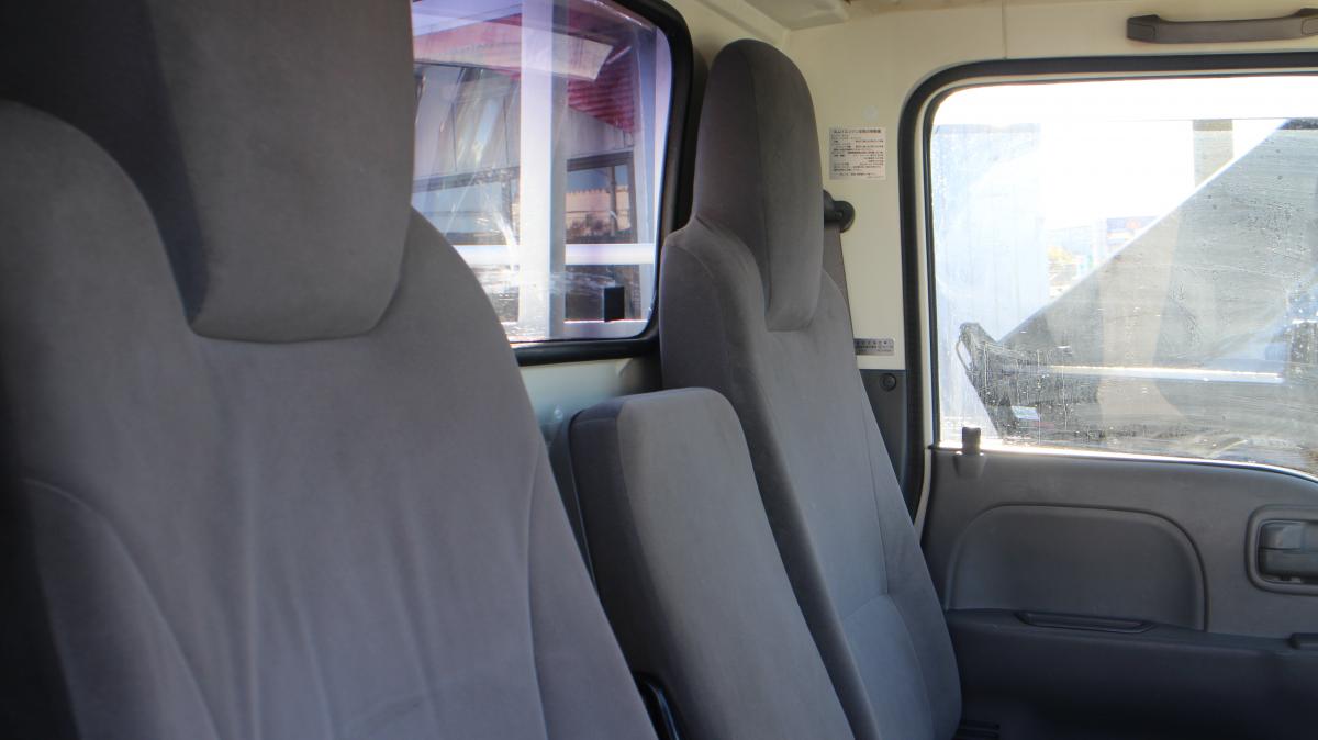 H25エルフ 平ボディー 3トン 垂直ゲート付|中古トラックの販売・買取・査定のアイナビ