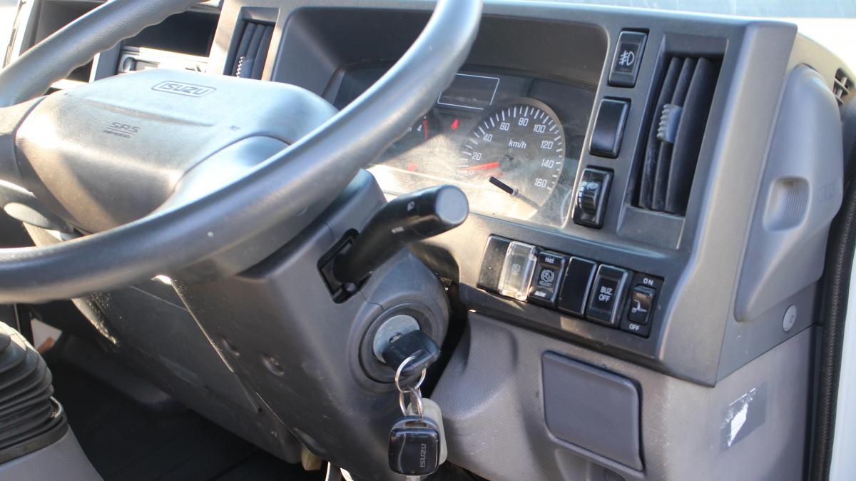 H25エルフ 平ボディー 3トン 垂直ゲート付|中古トラックの販売・買取・査定のアイナビ