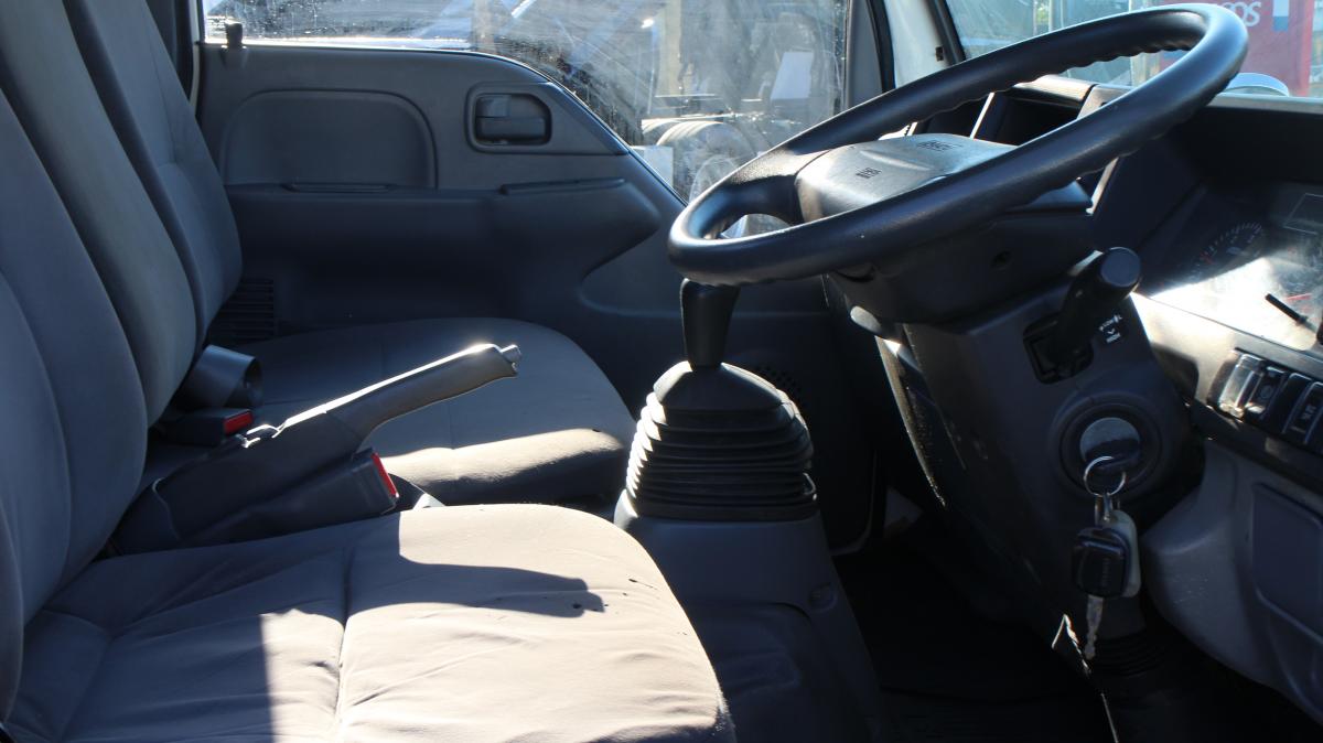 H25エルフ 平ボディー 3トン 垂直ゲート付|中古トラックの販売・買取・査定のアイナビ