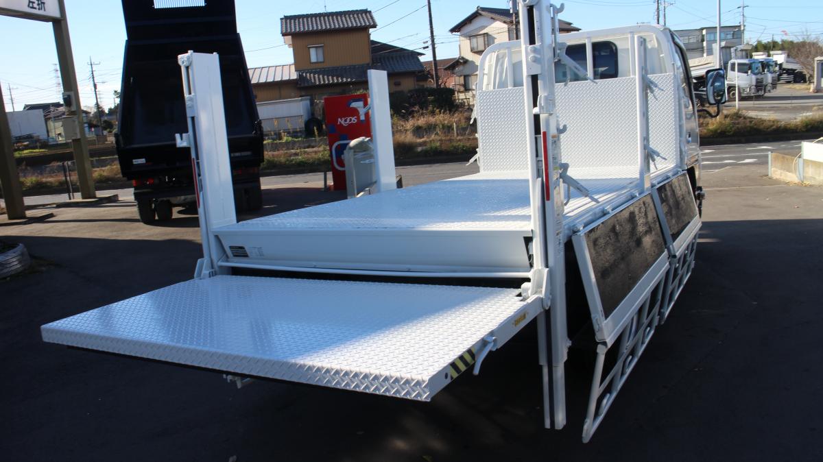 H25エルフ 平ボディー 3トン 垂直ゲート付|中古トラックの販売・買取・査定のアイナビ