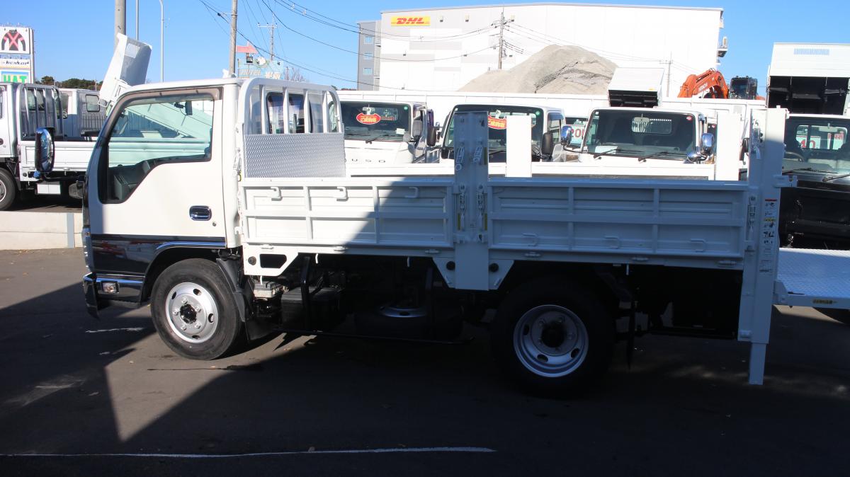 H25エルフ 平ボディー 3トン 垂直ゲート付|中古トラックの販売・買取・査定のアイナビ