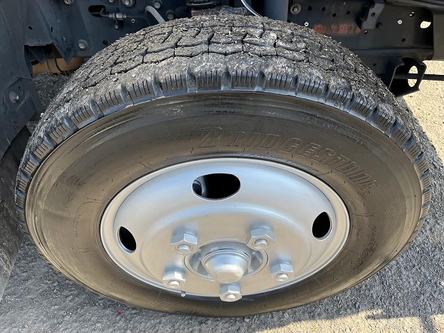 エルフ-30℃低温設定★ワイド×ロング★2室式・可動式仕切板★サイド扉|中古トラックの販売・買取・査定のアイナビ