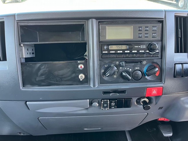 エルフ-30℃低温設定★ワイド×ロング★2室式・可動式仕切板★サイド扉|中古トラックの販売・買取・査定のアイナビ