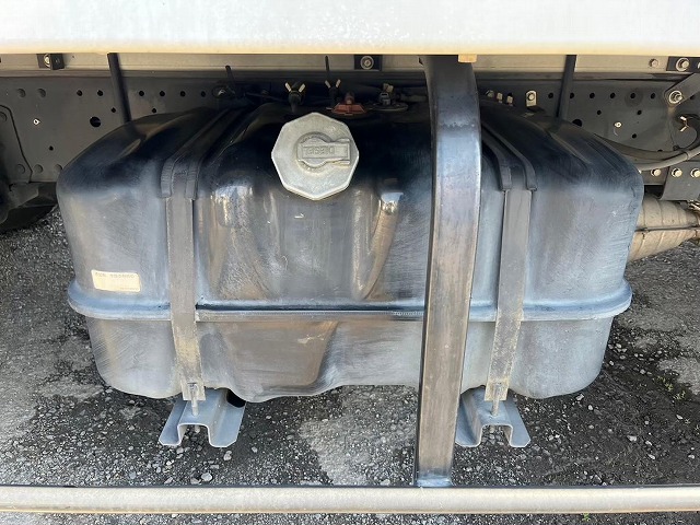 エルフ-30℃低温設定★ワイド×ロング★2室式・可動式仕切板★サイド扉|中古トラックの販売・買取・査定のアイナビ