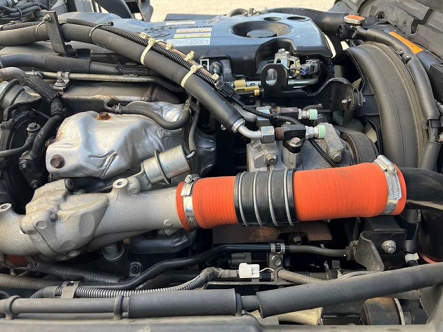 エルフ-30℃低温設定★ワイド×ロング★2室式・可動式仕切板★サイド扉|中古トラックの販売・買取・査定のアイナビ