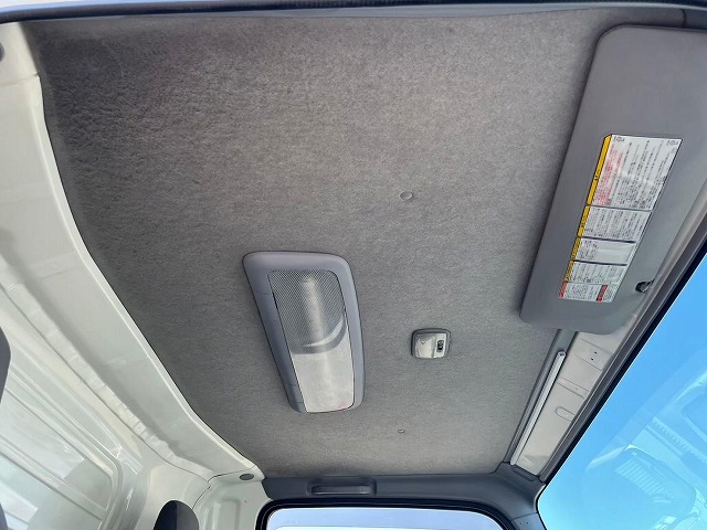 エルフ-30℃低温設定★ワイド×ロング★2室式・可動式仕切板★サイド扉|中古トラックの販売・買取・査定のアイナビ