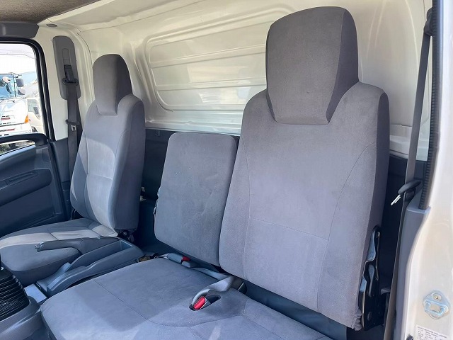 エルフ-30℃低温設定★ワイド×ロング★2室式・可動式仕切板★サイド扉|中古トラックの販売・買取・査定のアイナビ