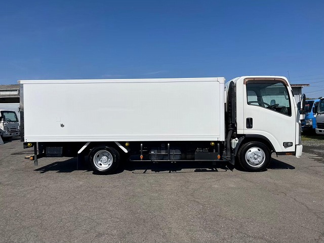 エルフ-30℃低温設定★ワイド×ロング★2室式・可動式仕切板★サイド扉|中古トラックの販売・買取・査定のアイナビ
