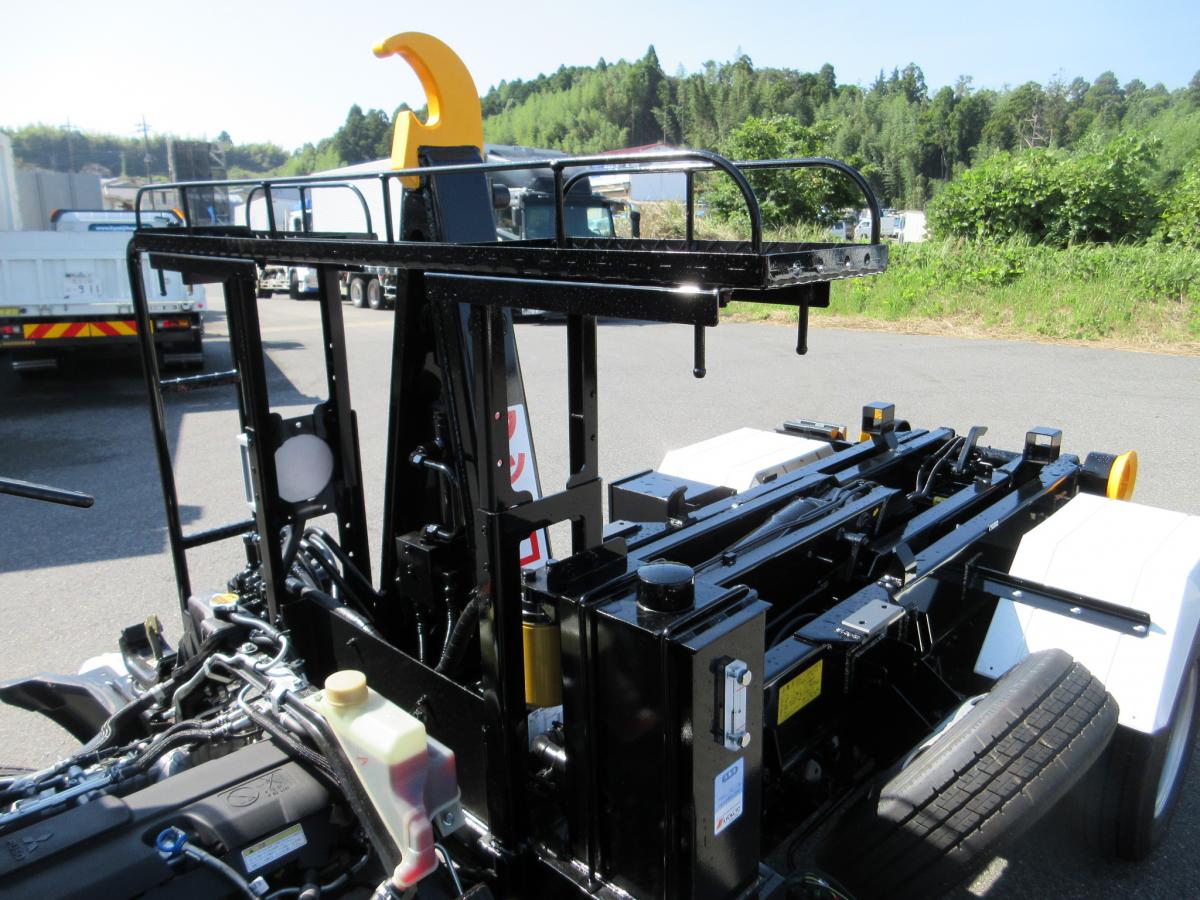 新型現行車 キャンター 極東製 フックロール !!|中古トラックの販売・買取・査定のアイナビ