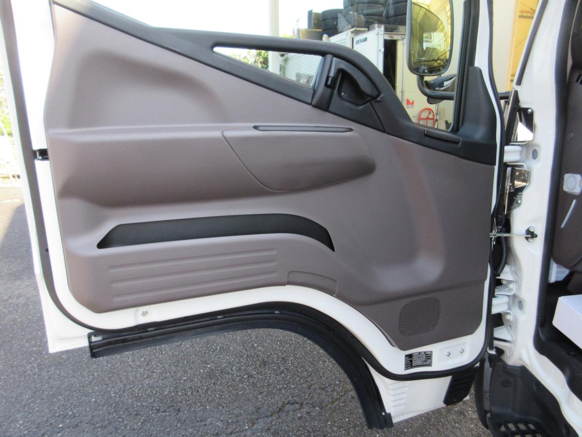 新型現行車 キャンター 極東製 フックロール !!|中古トラックの販売・買取・査定のアイナビ