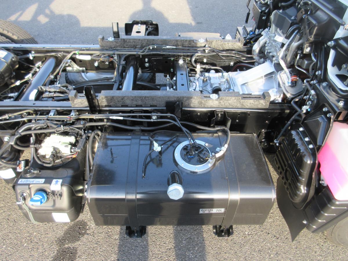 新型現行車 キャンター 土砂禁深ダンプ 車両総重量4985Kg|中古トラックの販売・買取・査定のアイナビ