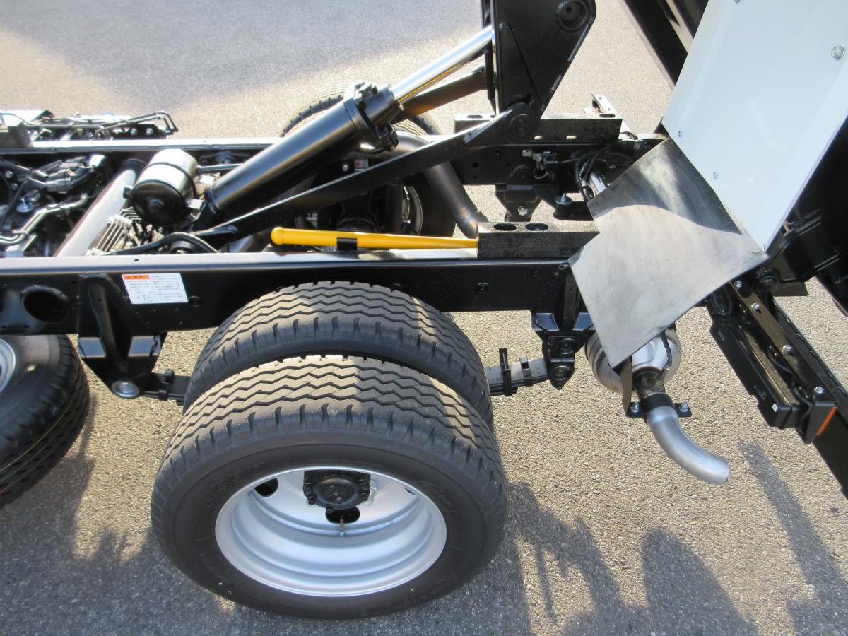 新型現行車 キャンター 土砂禁深ダンプ 車両総重量4985Kg|中古トラックの販売・買取・査定のアイナビ